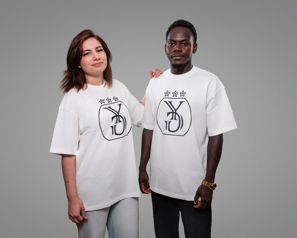 T-shirt, YG